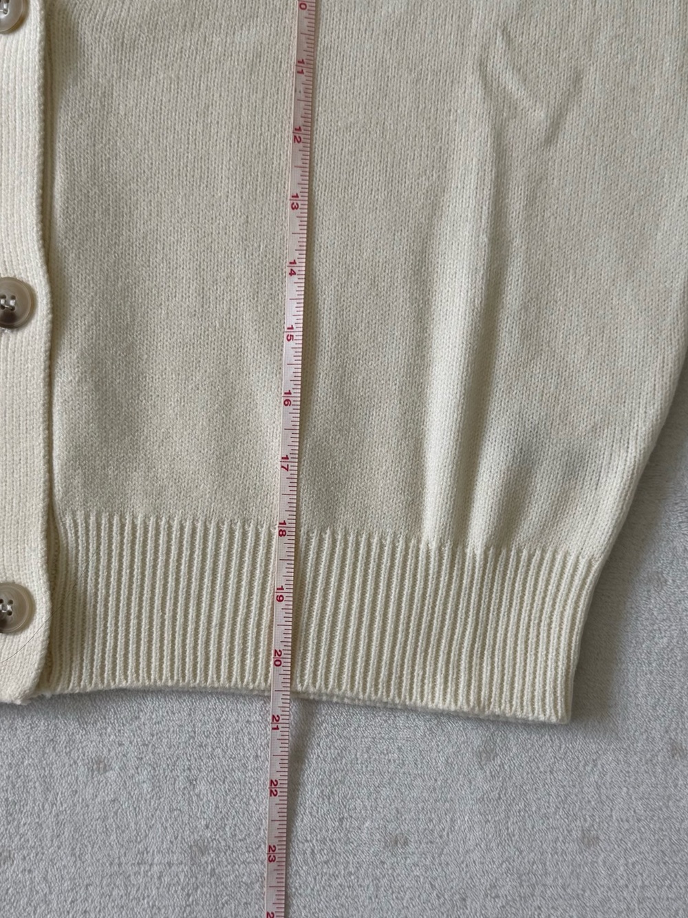 Fashion Nova Classic Cream Lightweight Knit Cropped Button Cardigan Sweater XL - Picture 9 of 12